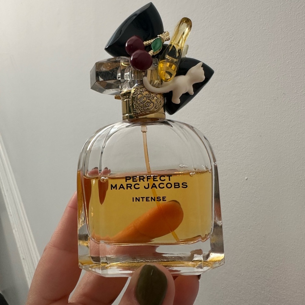 More than HALF Full Marc Jacobs Perfume Perfect Intense